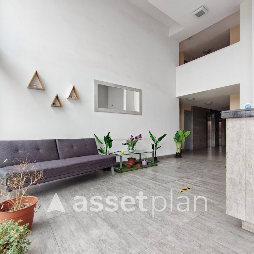 1000_B3296335-126B-5CA5-EB61-F0405CB86D62-414163700edited