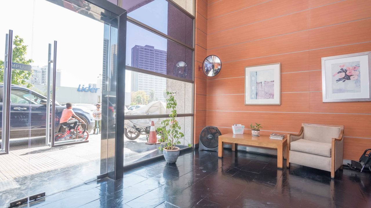 original_C52C4694-971F-867A-1C8E-E67816ABCF1C-80330.03.2021015