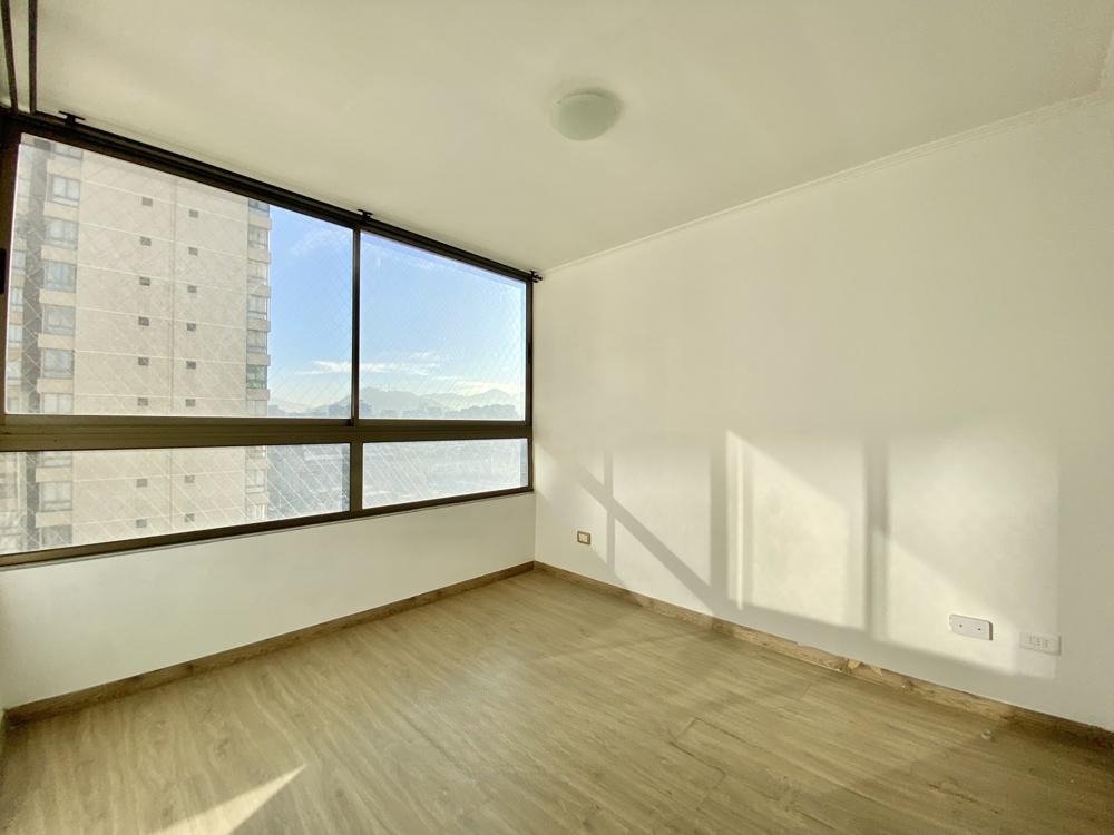 dpto en venta 2d1b santiago centro av matta con carmen (13)