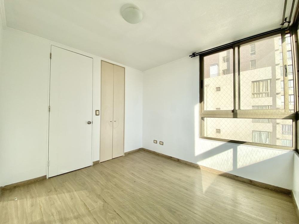 dpto en venta 2d1b santiago centro av matta con carmen (14)