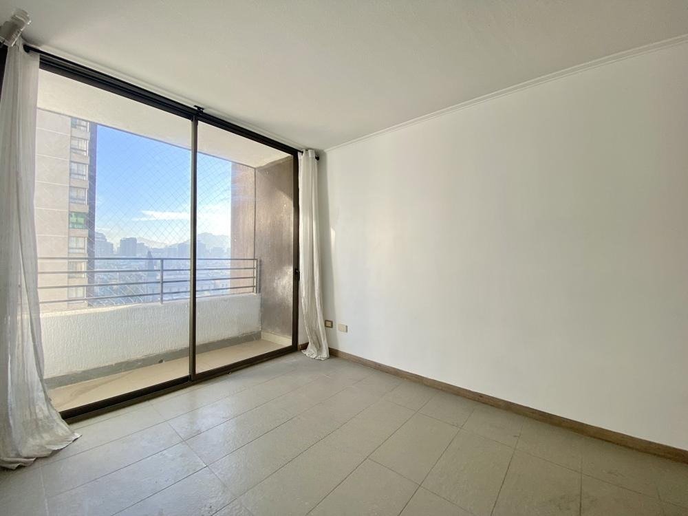 dpto en venta 2d1b santiago centro av matta con carmen (4)
