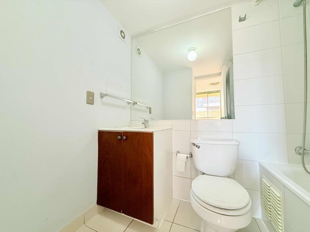 venta departamento 3 dormitorios con estacionamiento en santiago – portugal – metro irarrazaval (10)