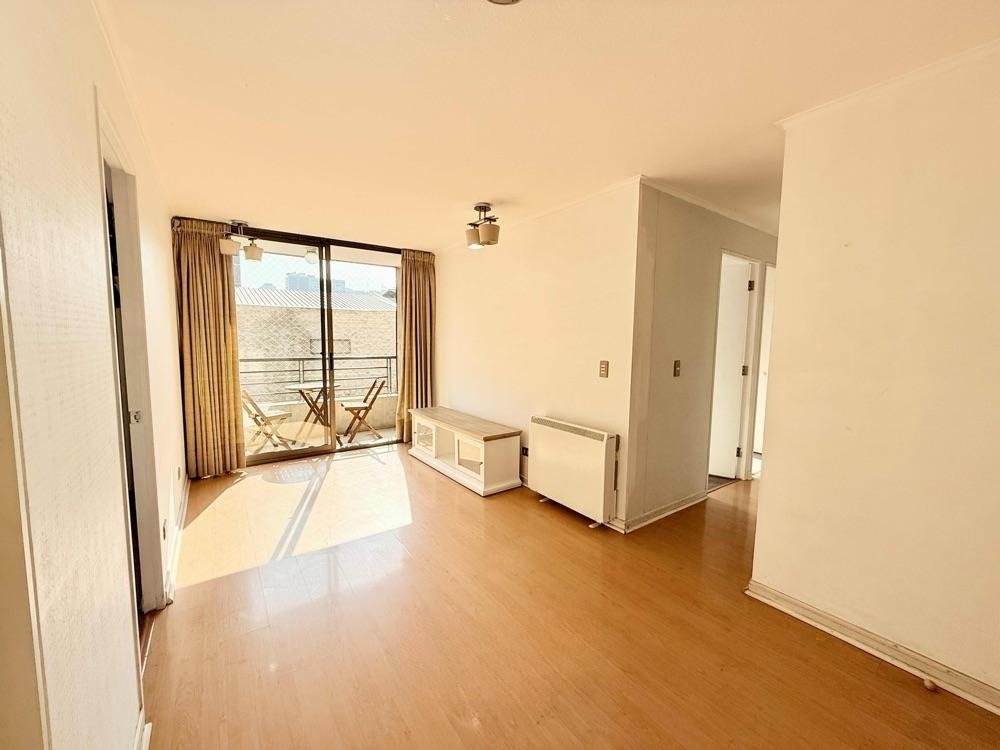 venta departamento 3 dormitorios con estacionamiento en santiago – portugal – metro irarrazaval (2)