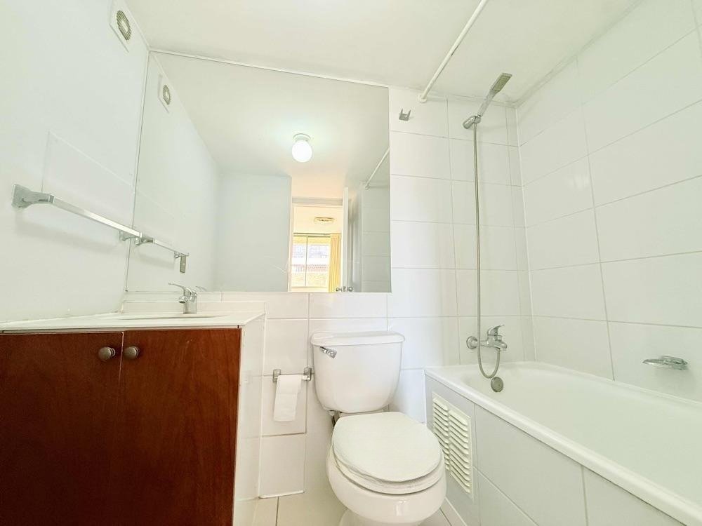 venta departamento 3 dormitorios con estacionamiento en santiago – portugal – metro irarrazaval (8)