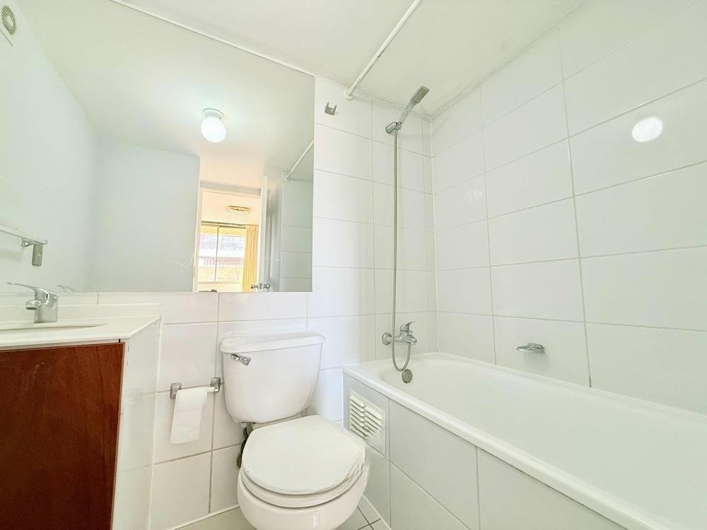 venta departamento 3 dormitorios con estacionamiento en santiago – portugal – metro irarrazaval (9)