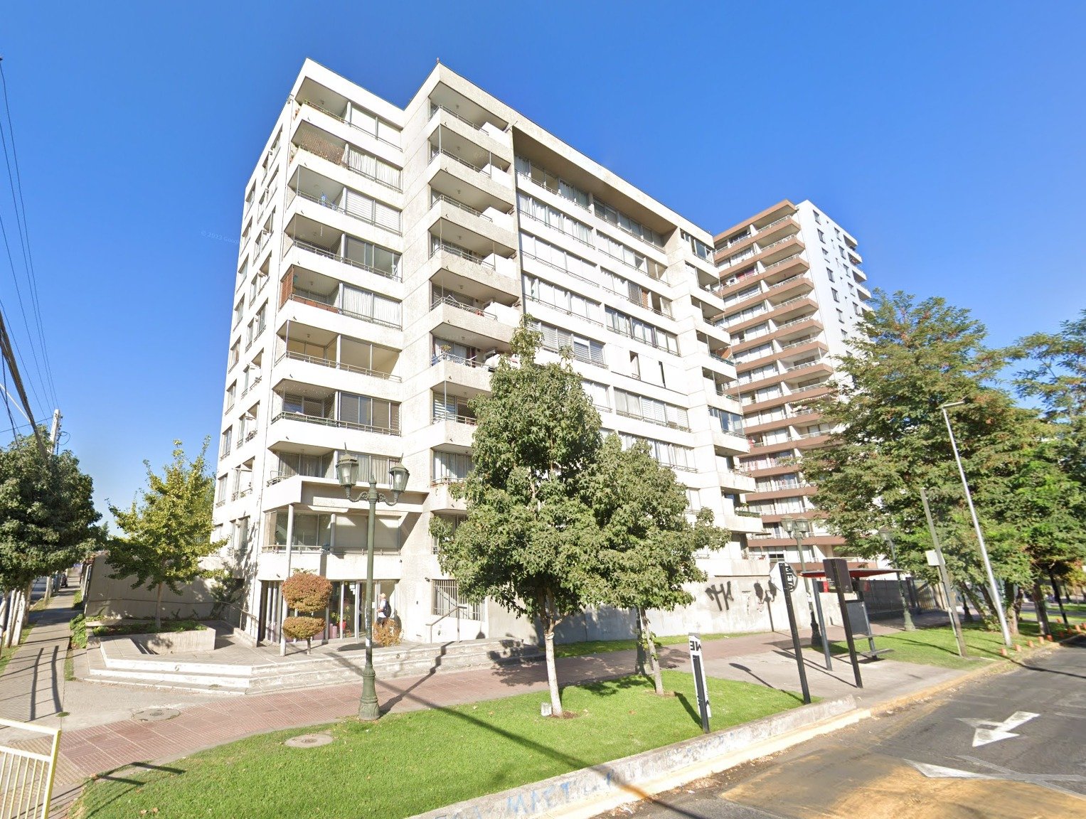 departamento en venta 3 dormitorios Fernández Albano – La Cisterna – Estacionamiento (1)