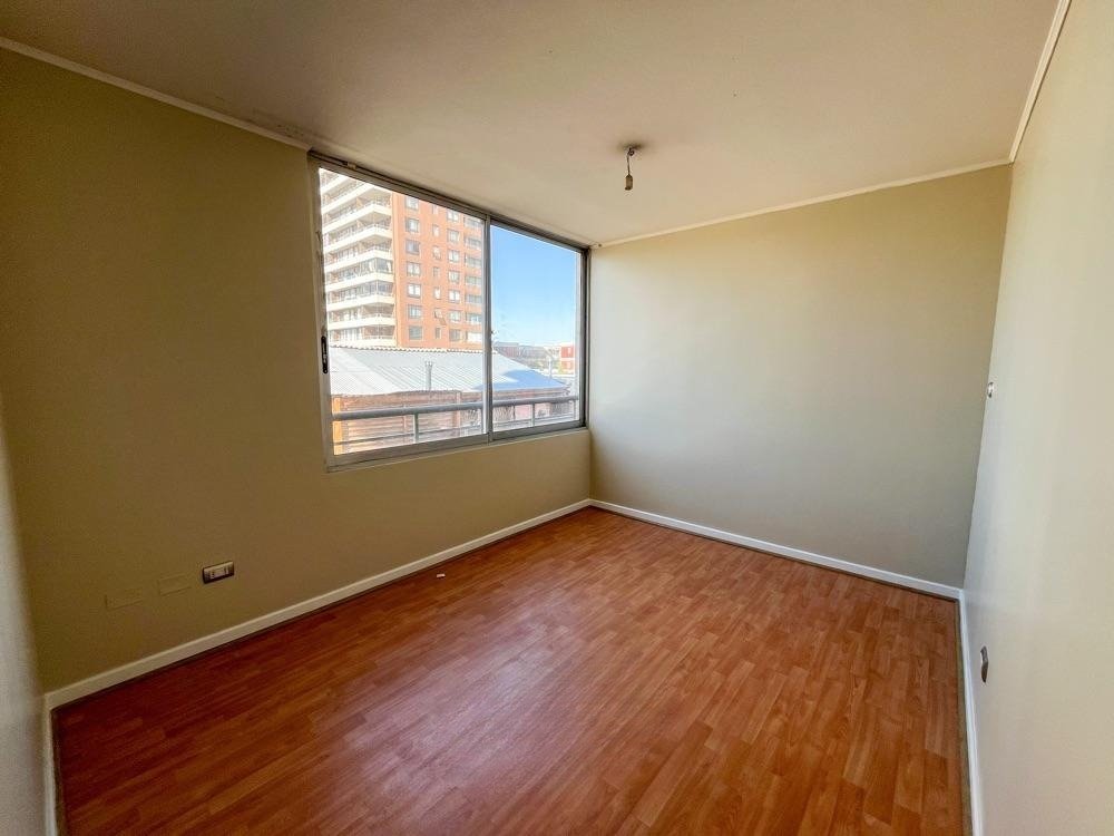 departamento en venta 3 dormitorios Fernández Albano – La Cisterna – Estacionamiento (20)
