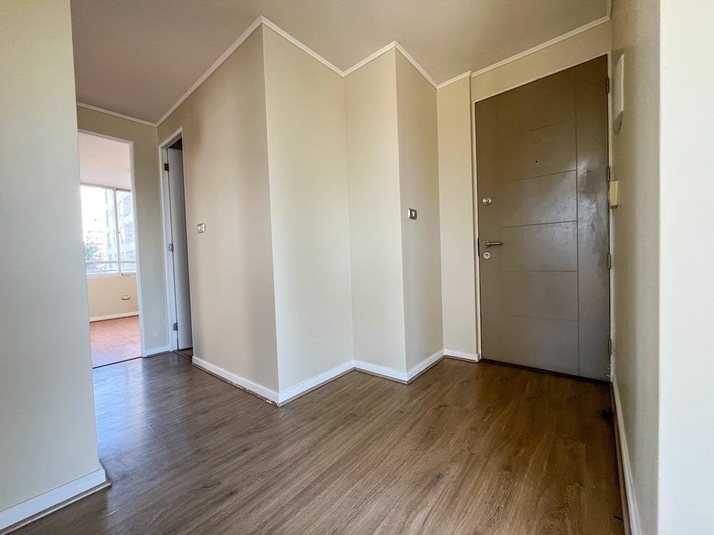 departamento en venta 3 dormitorios Fernández Albano – La Cisterna – Estacionamiento (6)