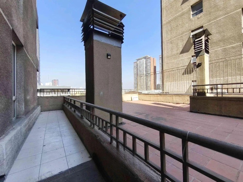 DEPARTAMENTO 2 DORMITORIOS – METRO – IRARRAZAVAL – INCREIBLE TERRAZA (4)