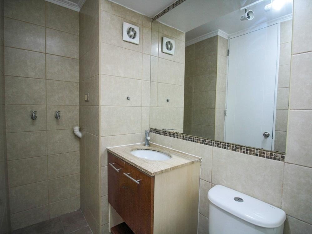 venta departamento en santiago 2 dormitorios con estacionamiento – tocornal (23)